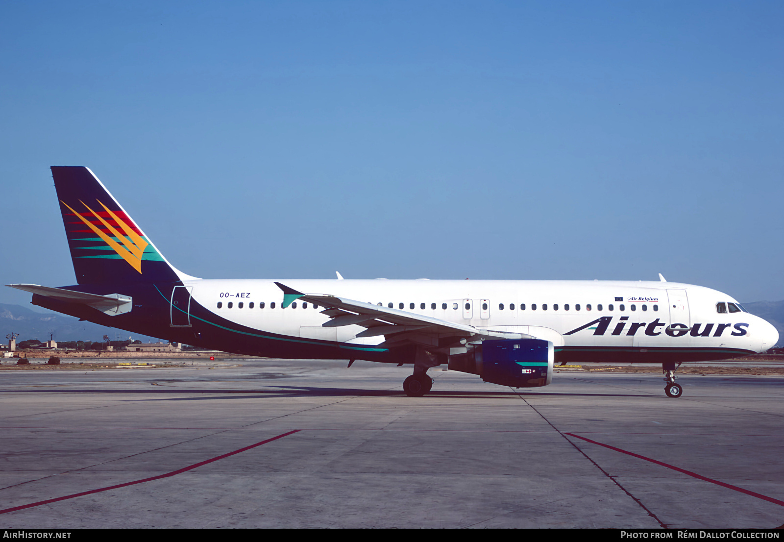 Aircraft Photo of OO-AEZ | Airbus A320-212 | Airtours International | AirHistory.net #768975