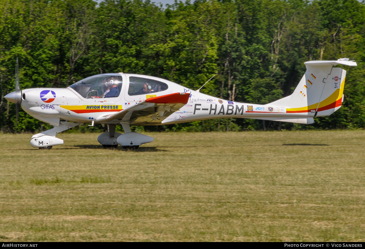 Aircraft Photo of F-HABM | Diamond DA40D Diamond Star TDI | IAAG - Institut Aéronautique Amaury de la Grange | AirHistory.net #768994