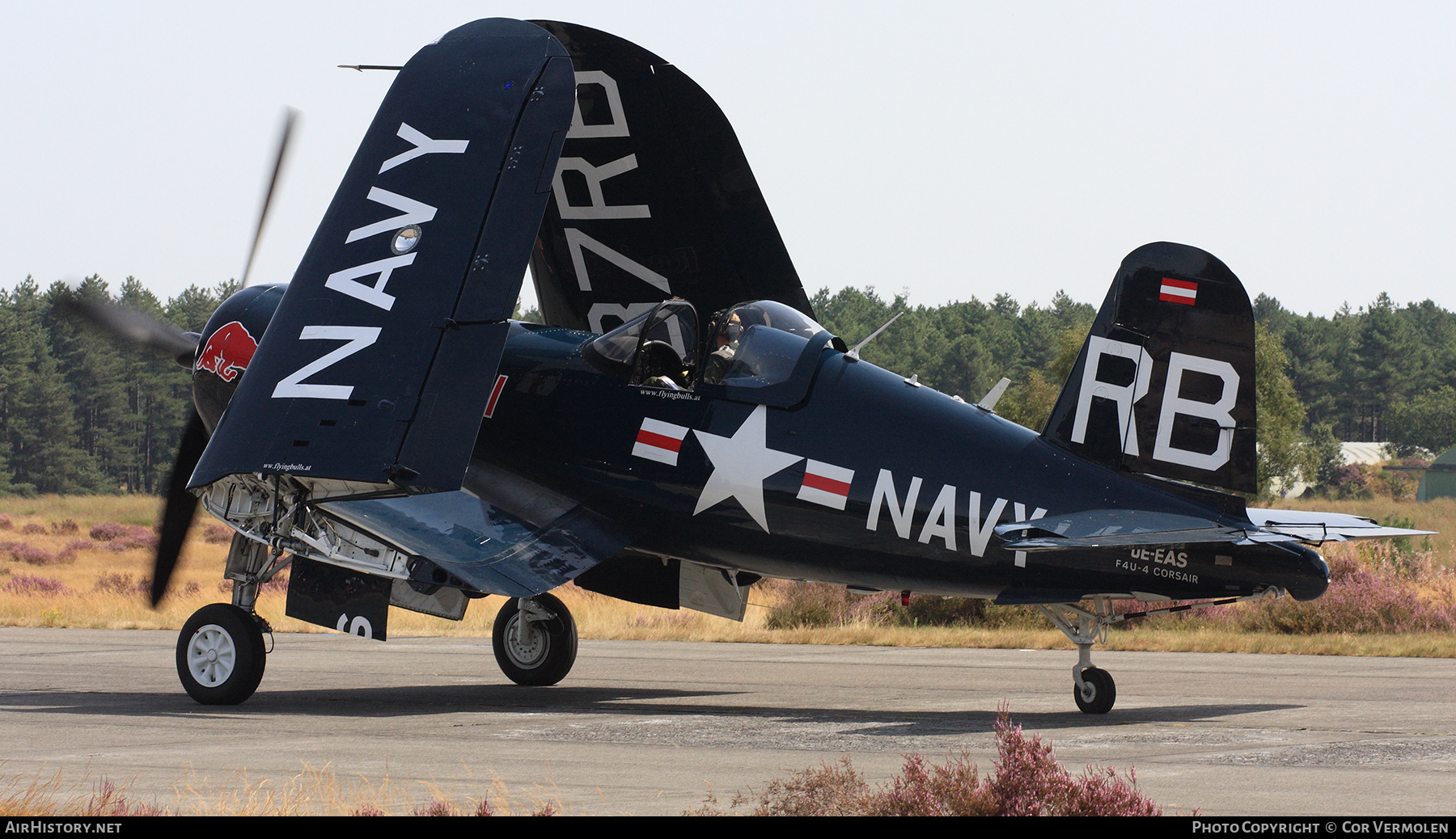 Aircraft Photo of OE-EAS | Vought F4U-4 Corsair | Red Bull | USA - Navy | AirHistory.net #769089