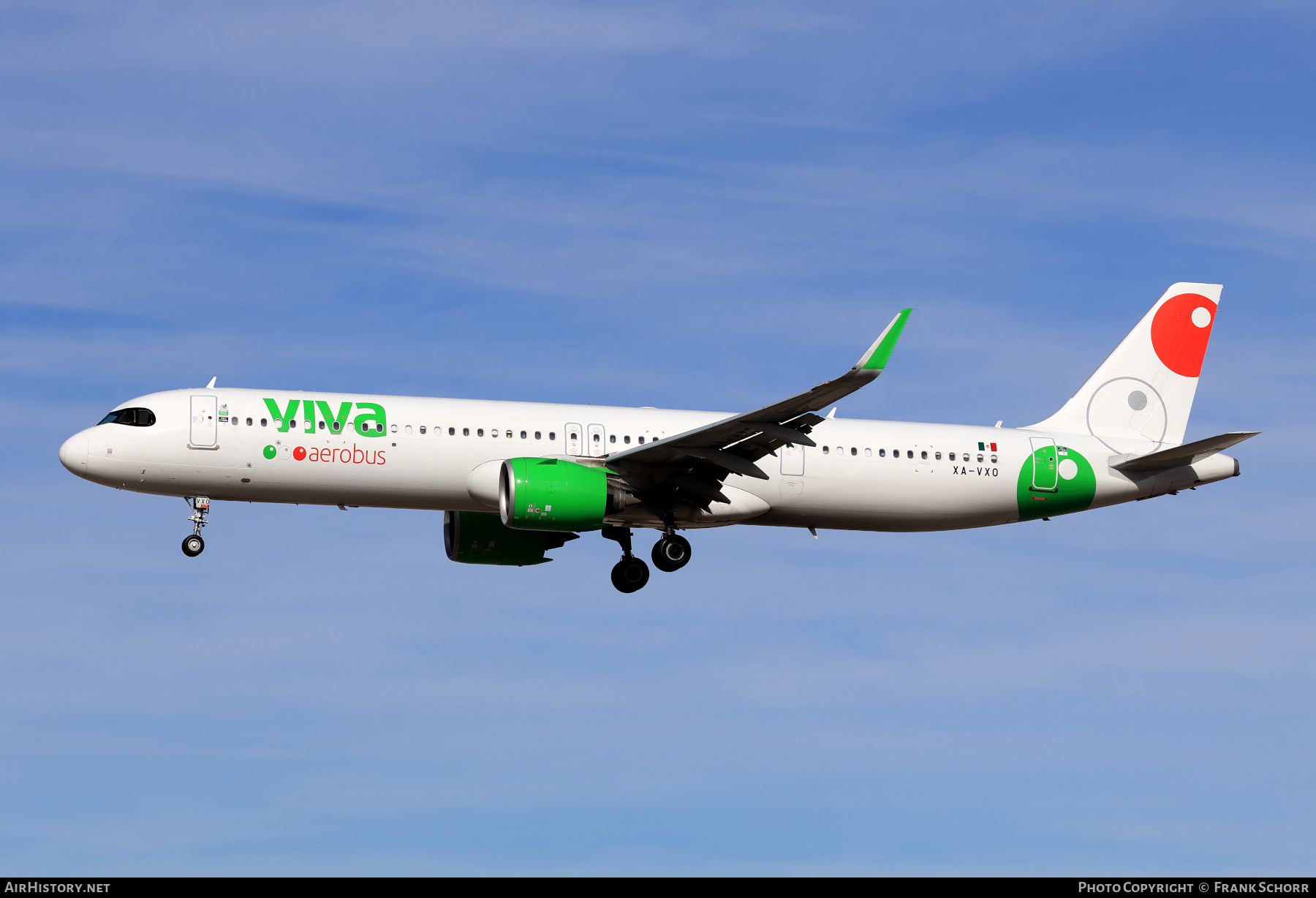 Aircraft Photo of XA-VXO | Airbus A321-271NX | Viva Aerobús | AirHistory.net #769243