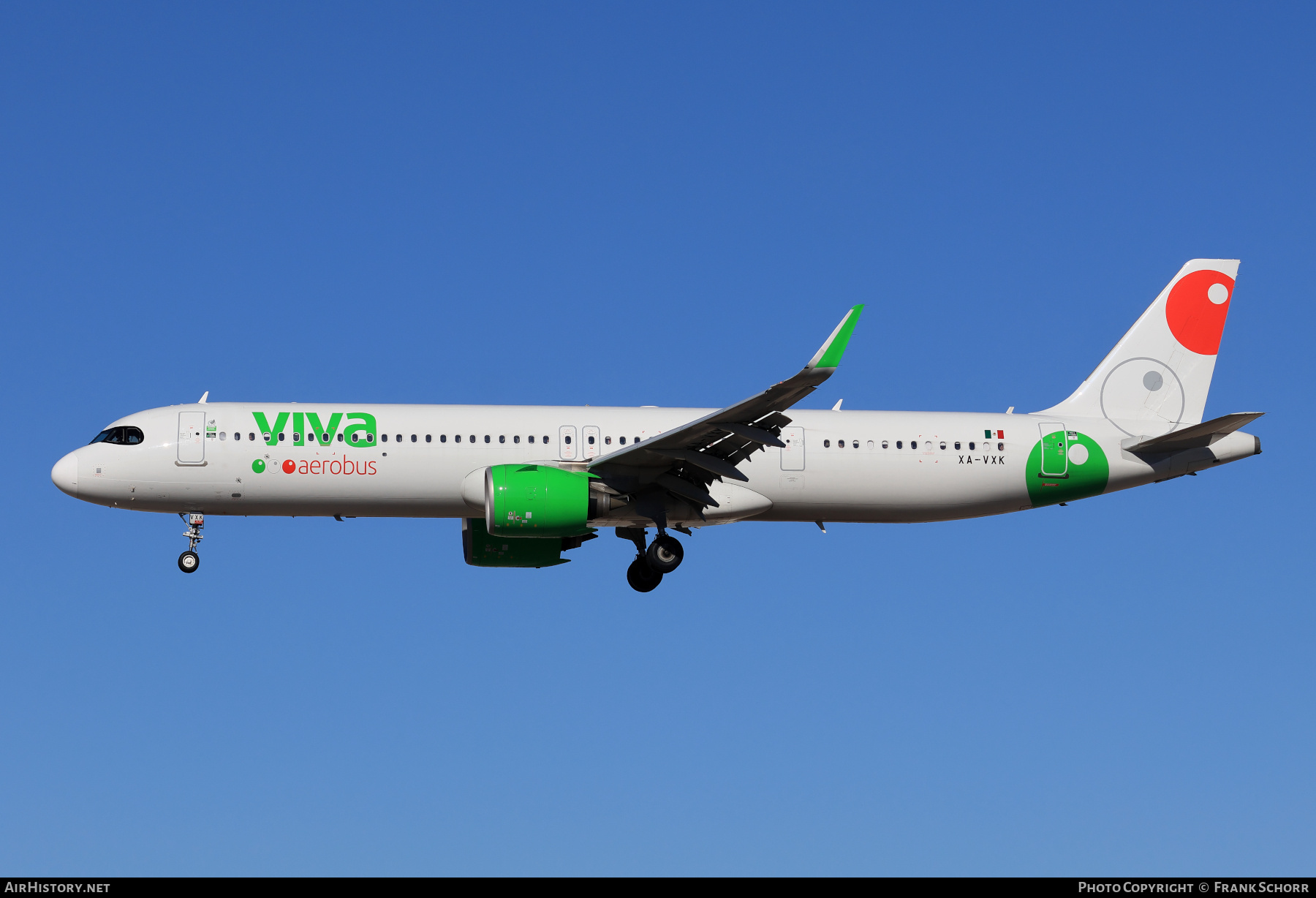 Aircraft Photo of XA-VXK | Airbus A321-271NX | Viva Aerobús | AirHistory.net #769256