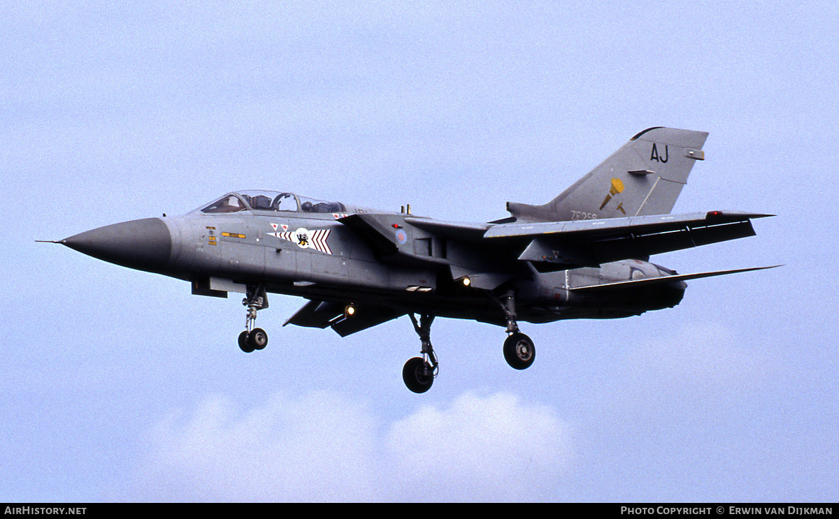 Aircraft Photo of ZE256 | Panavia Tornado F3 | UK - Air Force | AirHistory.net #769468