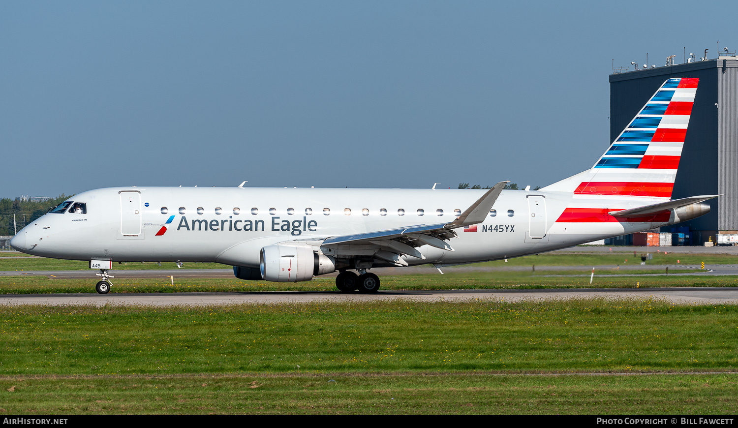 Aircraft Photo of N445YX | Embraer 175LR (ERJ-170-200LR) | American Eagle | AirHistory.net #769492