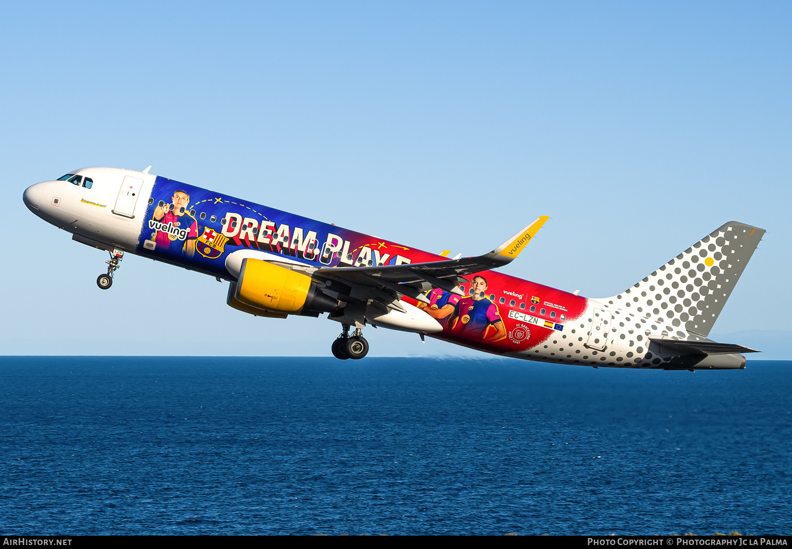 Aircraft Photo of EC-LZN | Airbus A320-214 | Vueling Airlines | AirHistory.net #769552