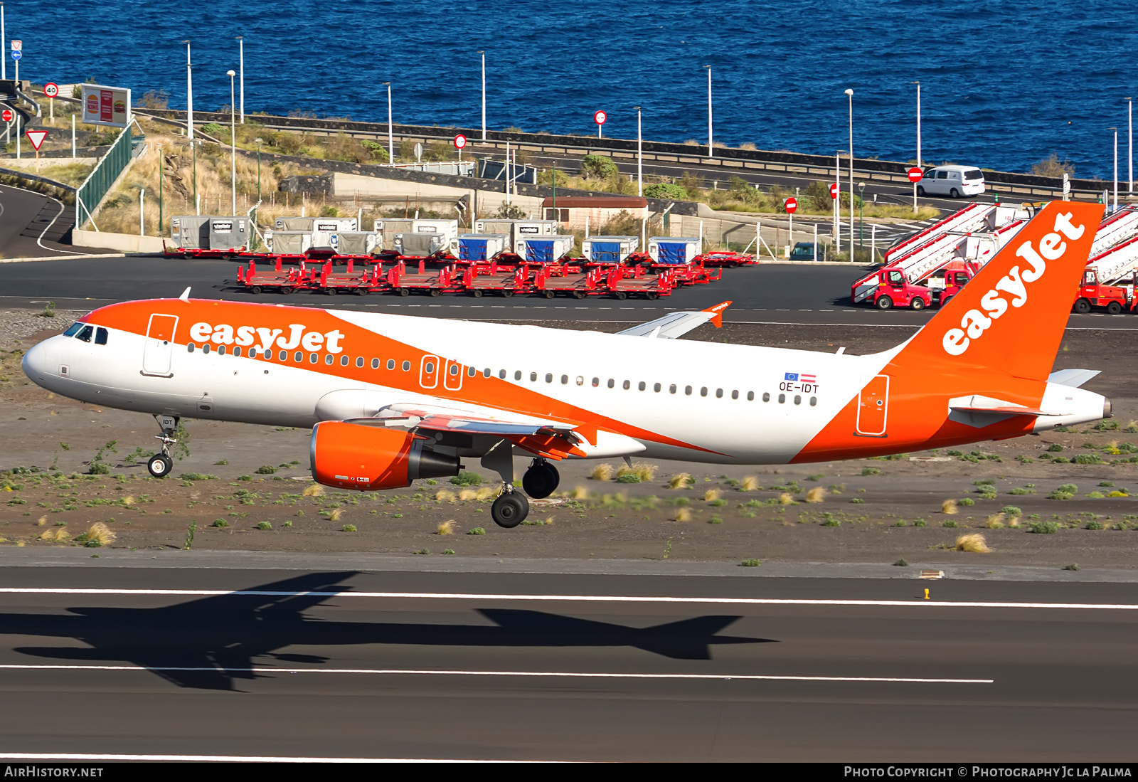 Aircraft Photo of OE-IDT | Airbus A320-214 | EasyJet | AirHistory.net #769594