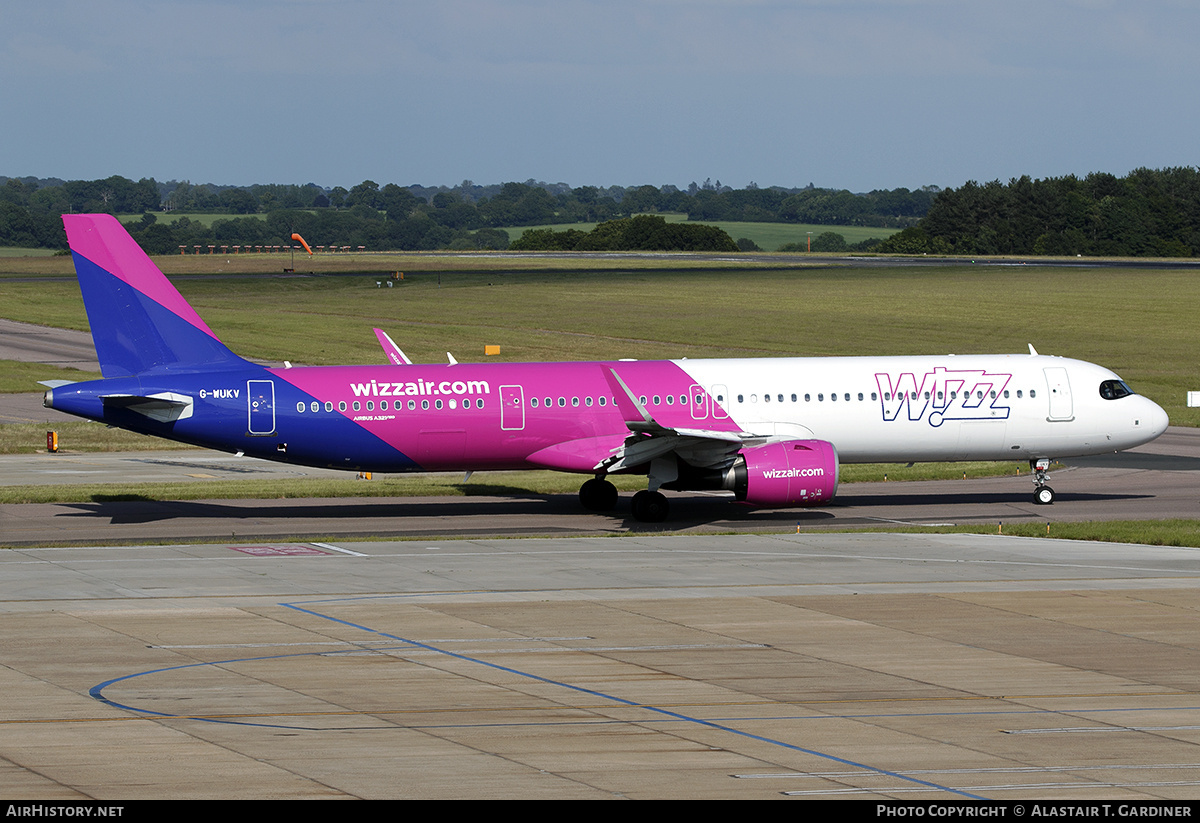 Aircraft Photo of G-WUKV | Airbus A321-271NX | Wizz Air | AirHistory.net #769736