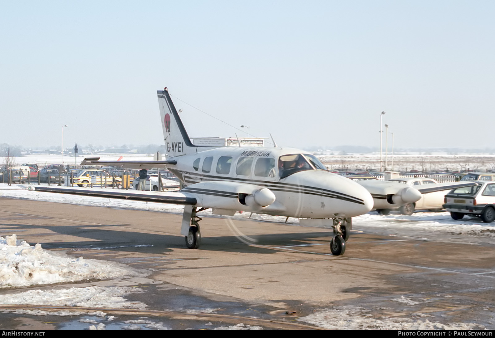 Aircraft Photo of G-AYEI | Piper PA-31-310 Navajo | Hubbardair | AirHistory.net #769820
