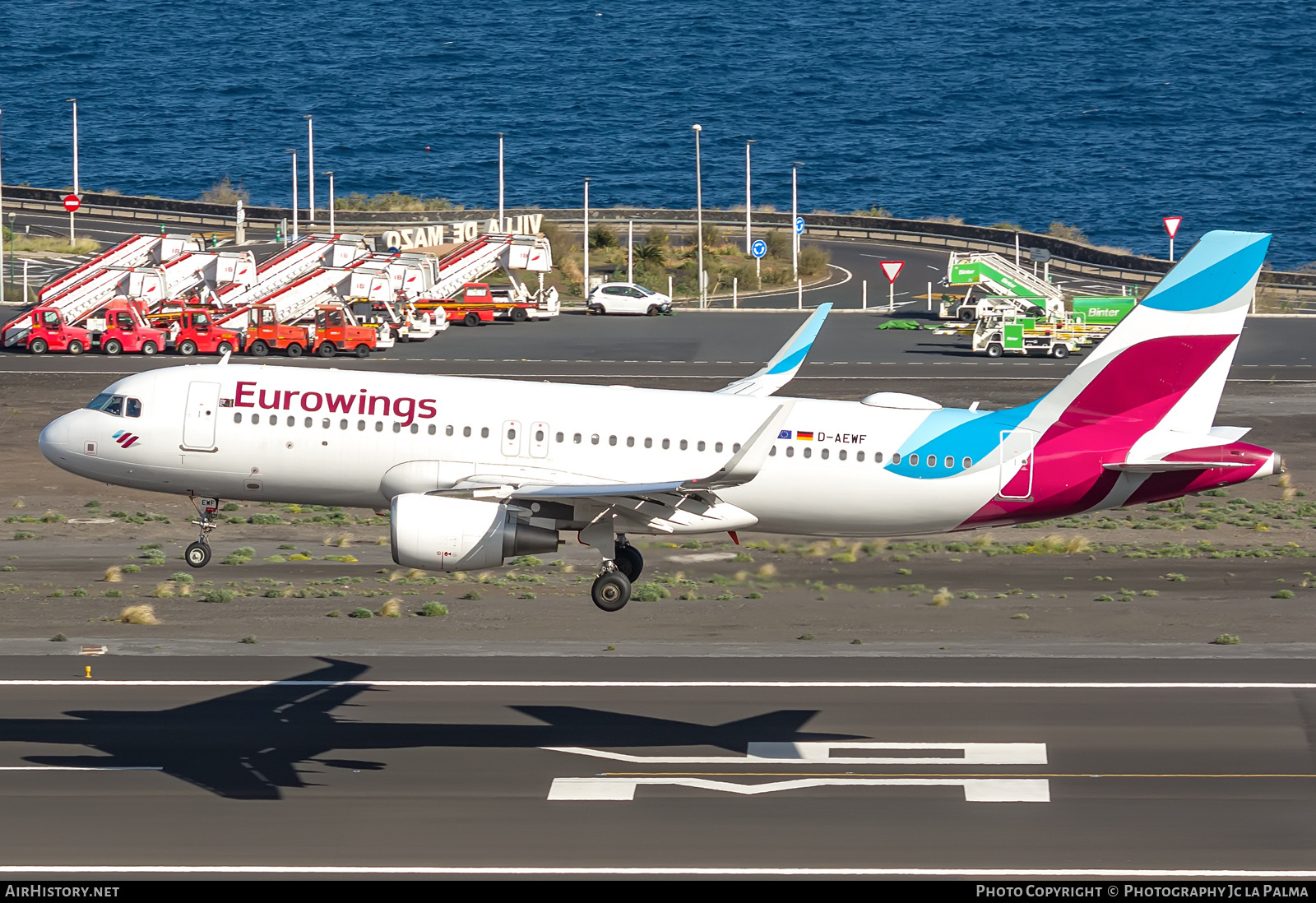 Aircraft Photo of D-AEWF | Airbus A320-214 | Eurowings | AirHistory.net #769888