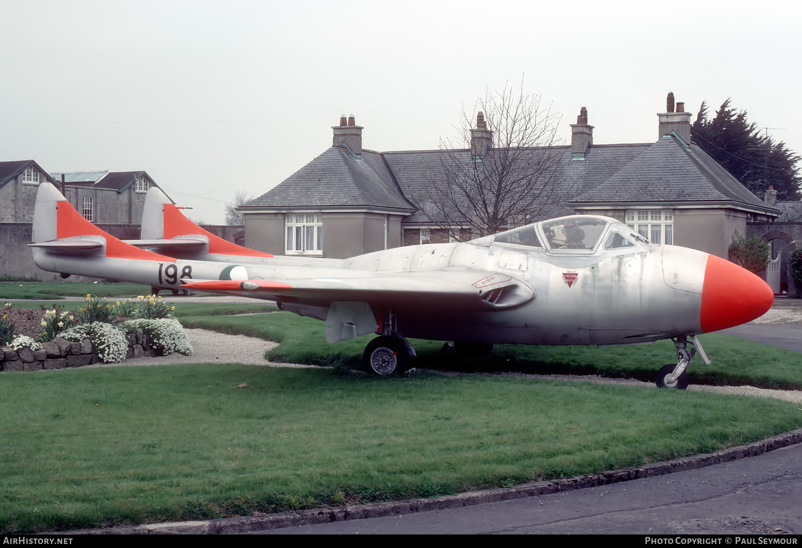 Aircraft Photo of 198 | De Havilland D.H. 115 Vampire T11 | Ireland - Air Force | AirHistory.net #770134