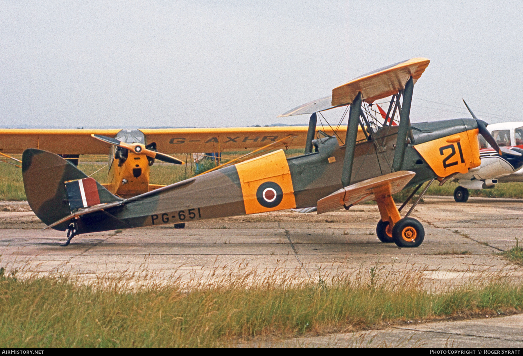 Aircraft Photo of G-AYUX / PG651 | De Havilland D.H. 82A Tiger Moth | UK - Air Force | AirHistory.net #770418