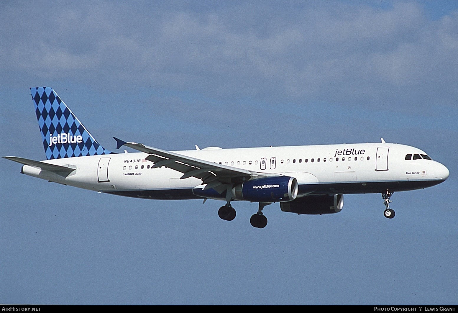 Aircraft Photo of N643JB | Airbus A320-232 | JetBlue Airways | AirHistory.net #770432