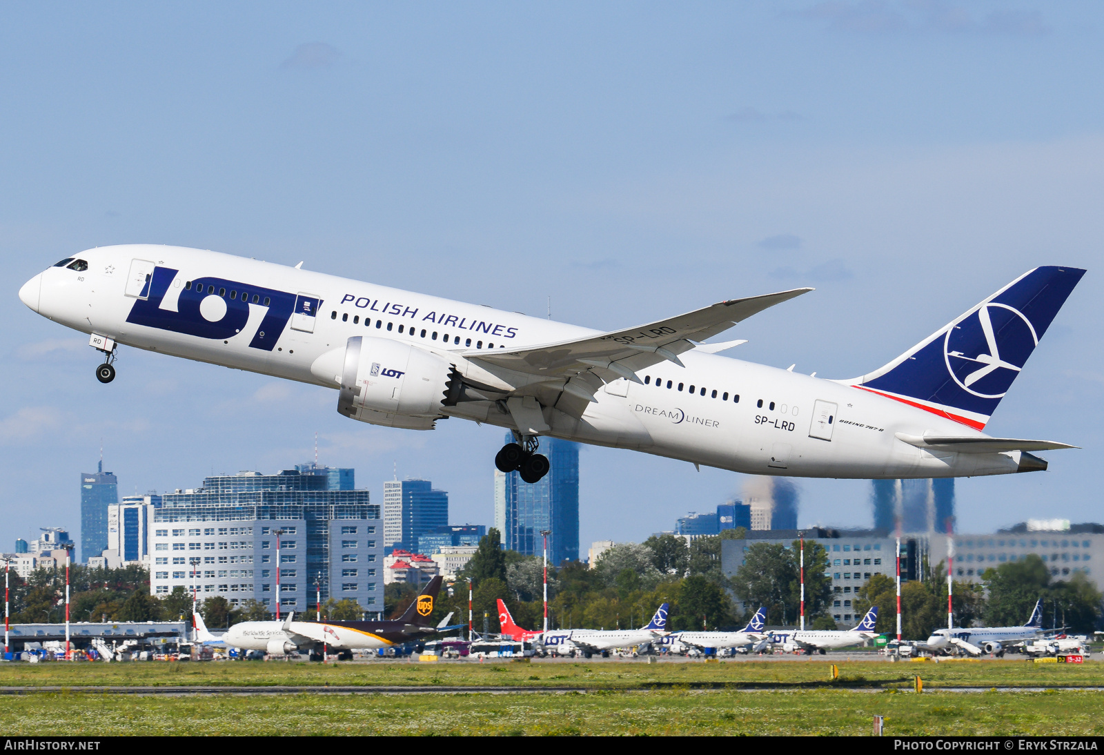 Aircraft Photo of SP-LRD | Boeing 787-8 Dreamliner | LOT Polish Airlines - Polskie Linie Lotnicze | AirHistory.net #770454