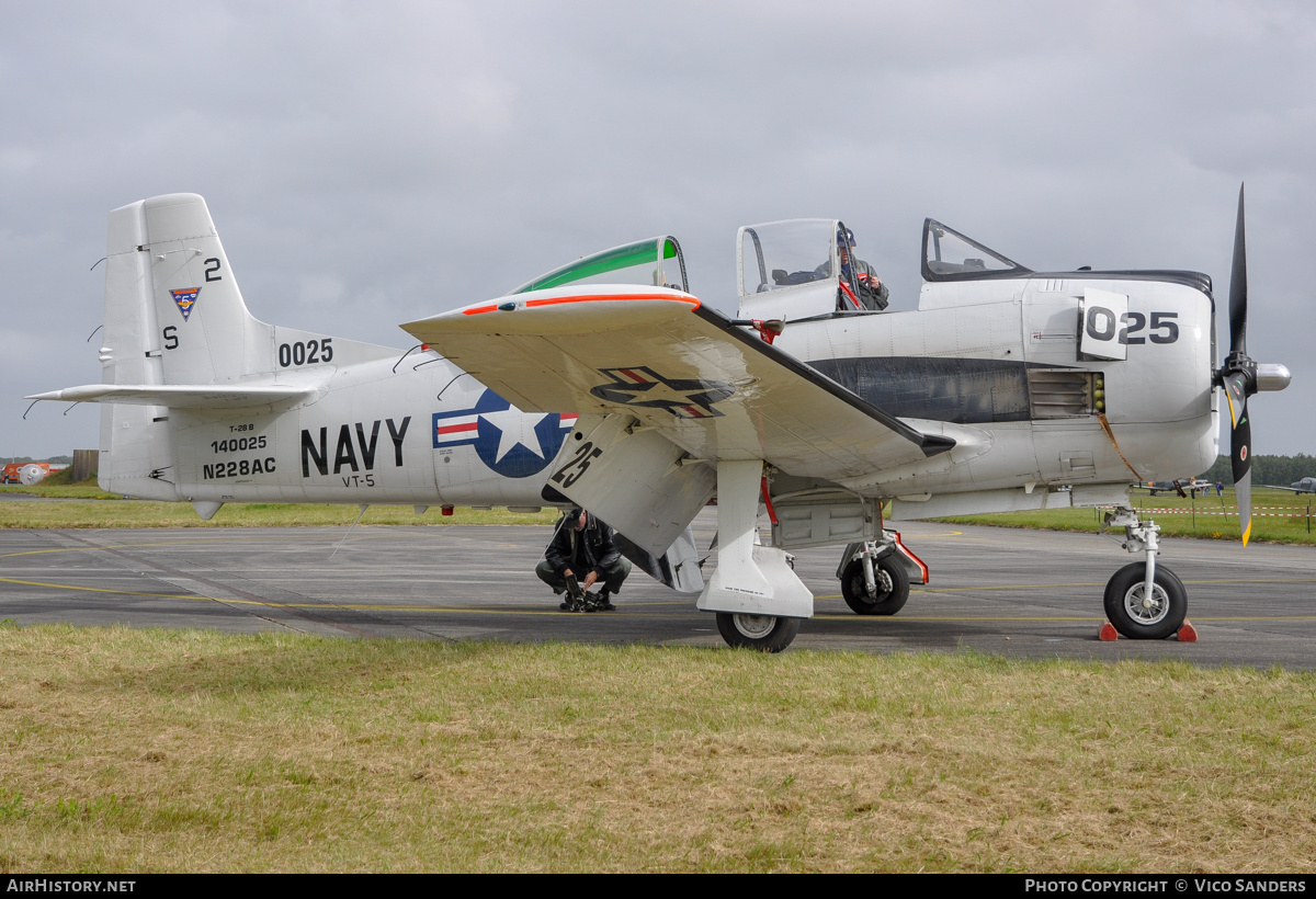 Aircraft Photo of N228AC / 140025 | North American T-28B Trojan | USA - Navy | AirHistory.net #770480