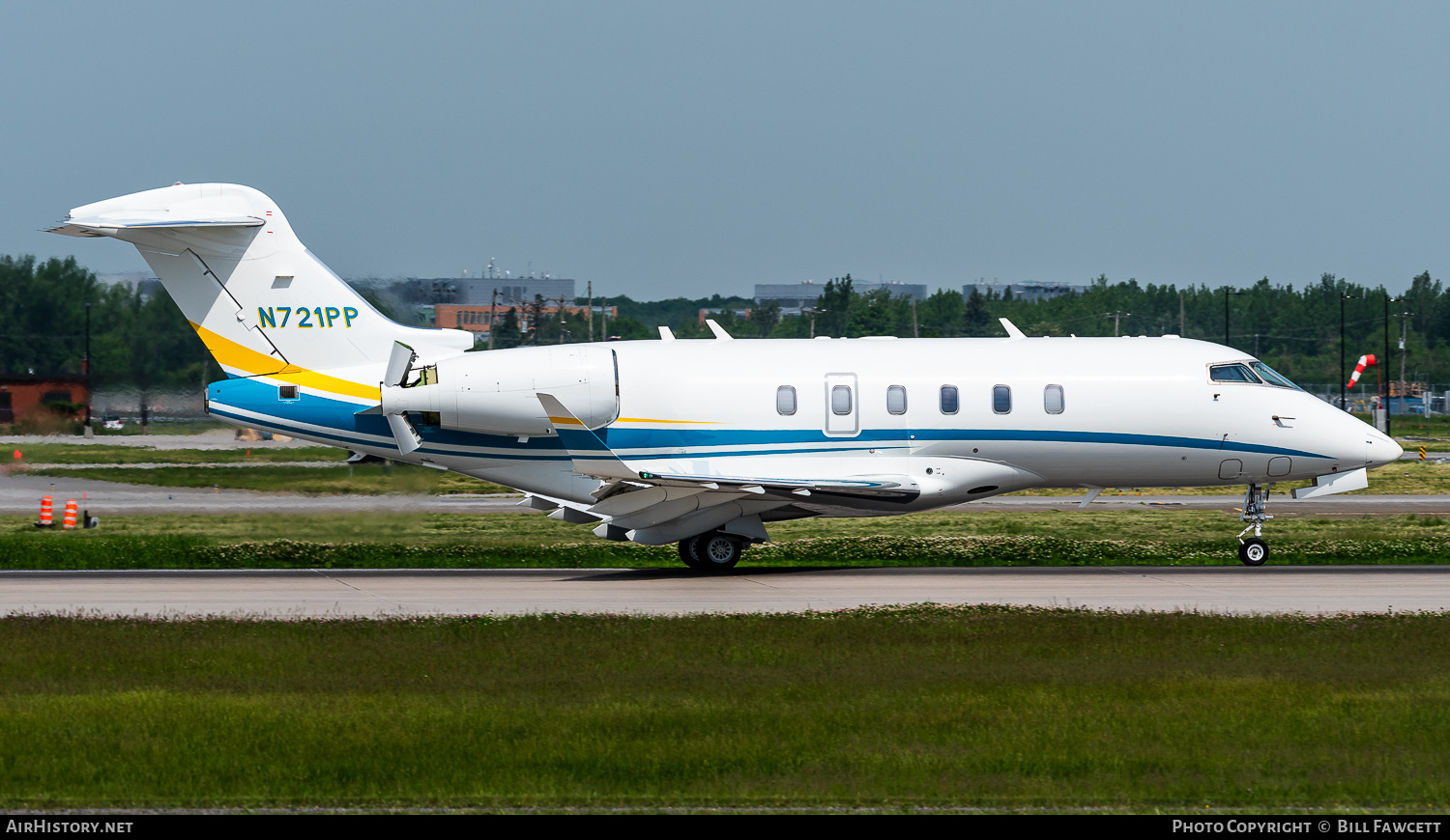 Aircraft Photo of N721PP | Bombardier Challenger 350 (BD-100-1A10) | AirHistory.net #770573