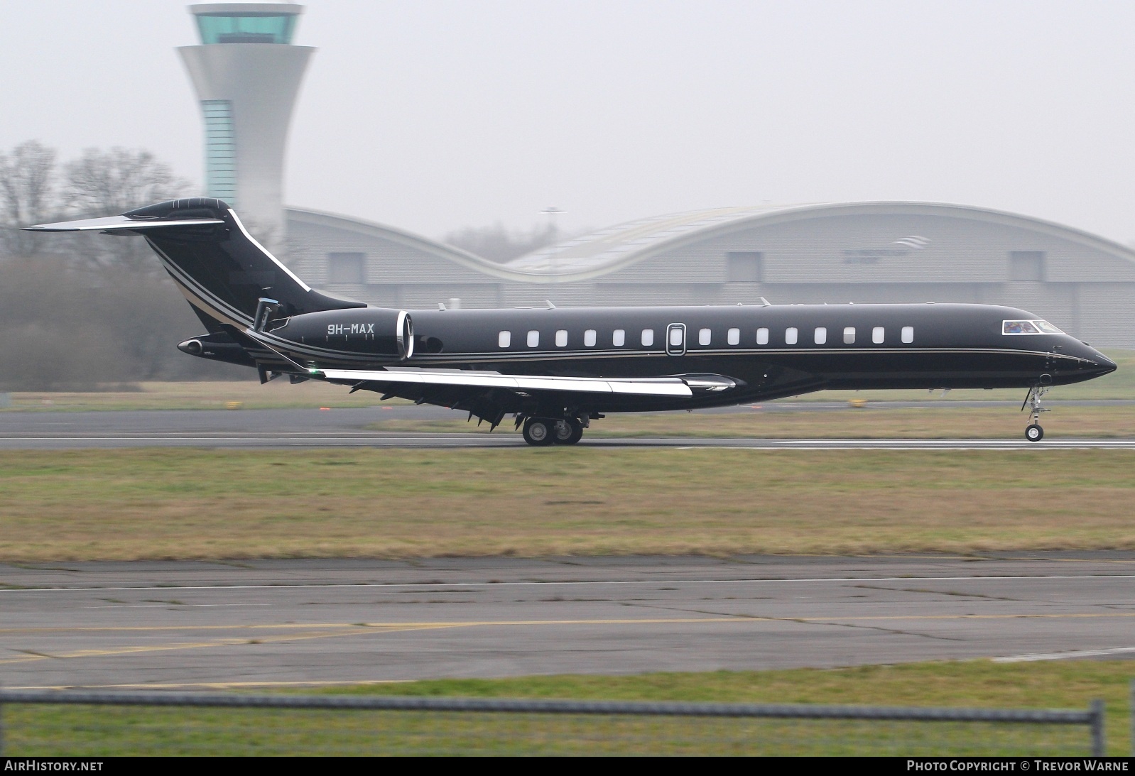 Aircraft Photo of 9H-MAX | Bombardier Global 7500 (BD-700-2A12) | AirHistory.net #770676