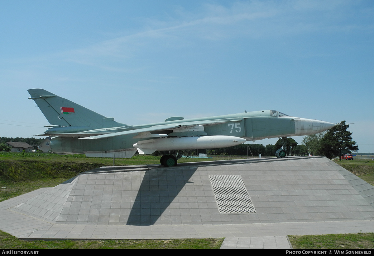 Aircraft Photo of 75 white | Sukhoi Su-24MR | Belarus - Air Force | AirHistory.net #770696