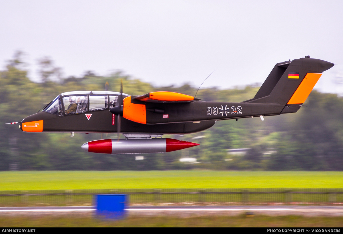 Aircraft Photo of G-BZGK / 9932 | North American Rockwell OV-10B Bronco | Germany - Air Force | AirHistory.net #770738