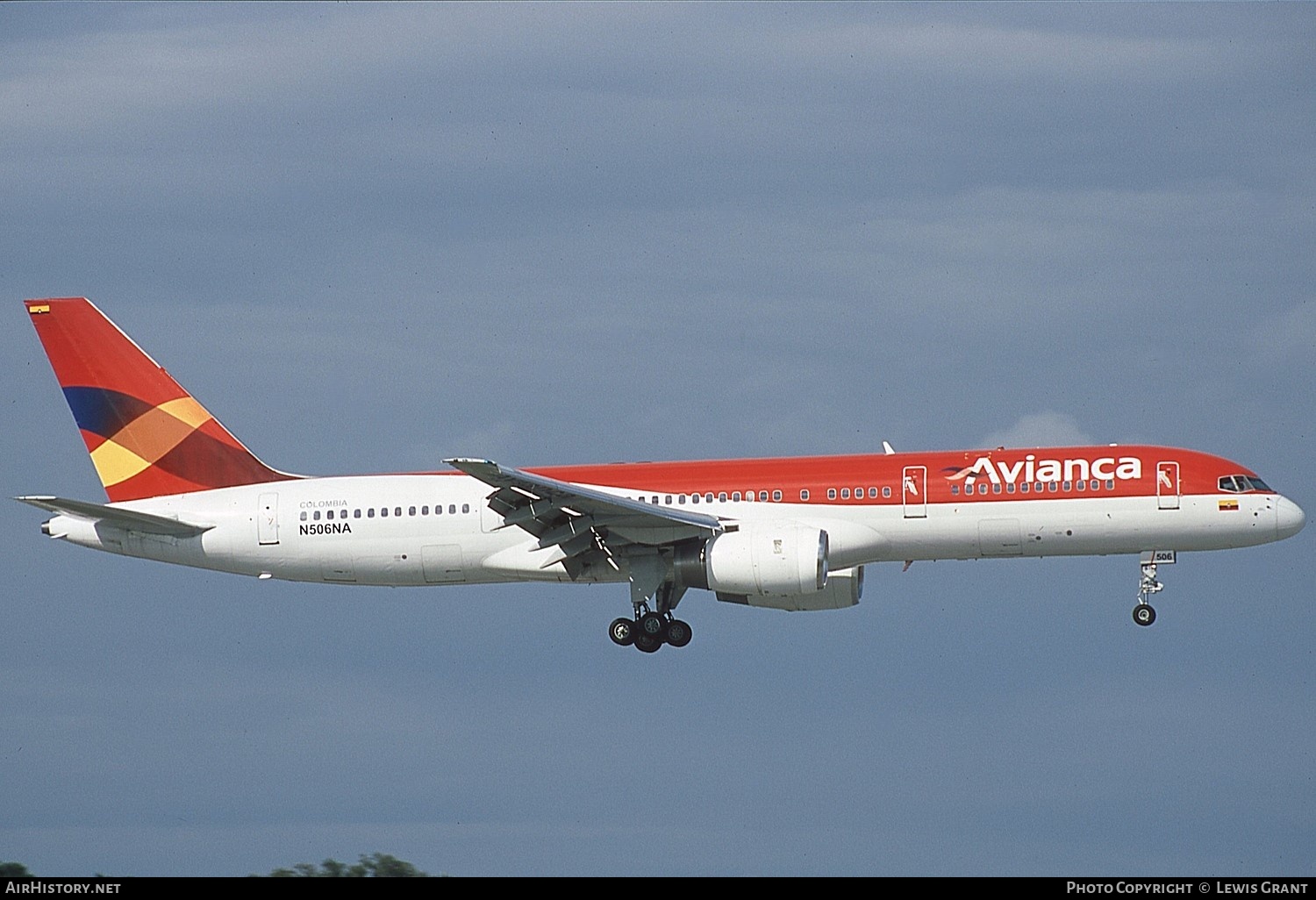 Aircraft Photo of N506NA | Boeing 757-236 | Avianca | AirHistory.net #770824