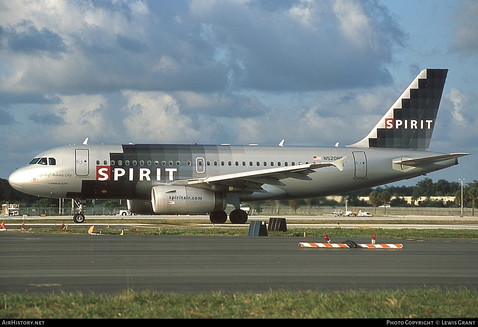 Aircraft Photo of N520NK | Airbus A319-132 | Spirit Airlines | AirHistory.net #770915