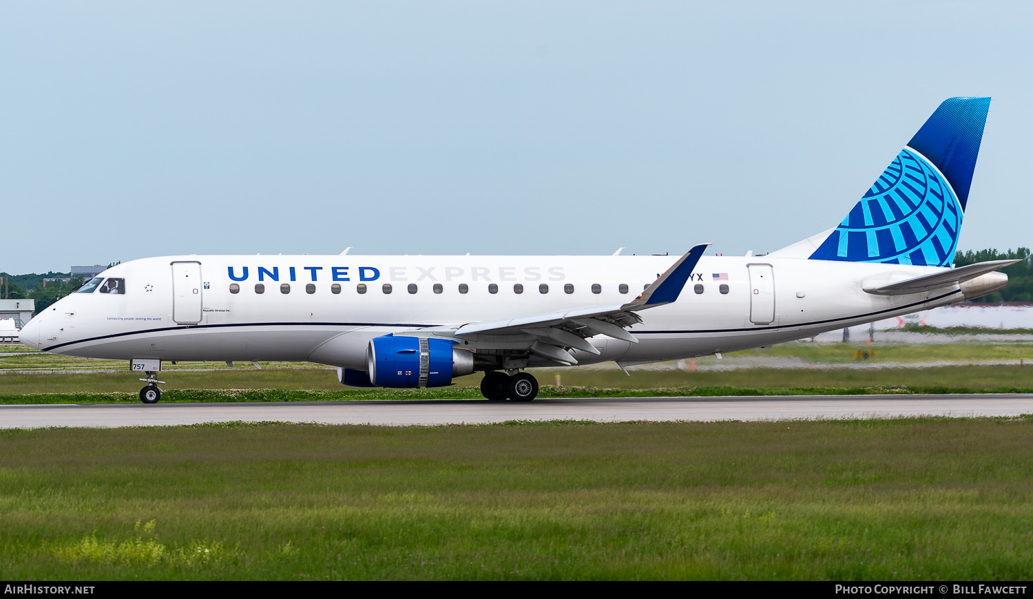 Aircraft Photo of N757YX | Embraer 175LR (ERJ-170-200LR) | United Express | AirHistory.net #770930