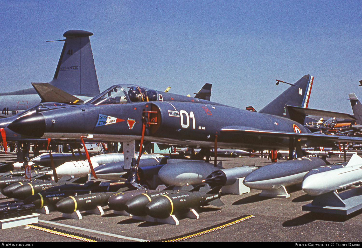 Aircraft Photo of 01 | Dassault Super Etendard | France - Navy | AirHistory.net #771137