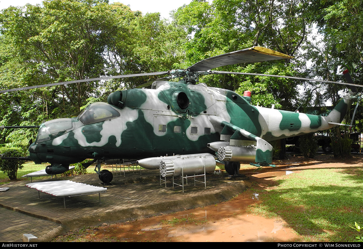 Aircraft Photo of CH-615 | Mil Mi-24V | Sri Lanka - Air Force | AirHistory.net #771227