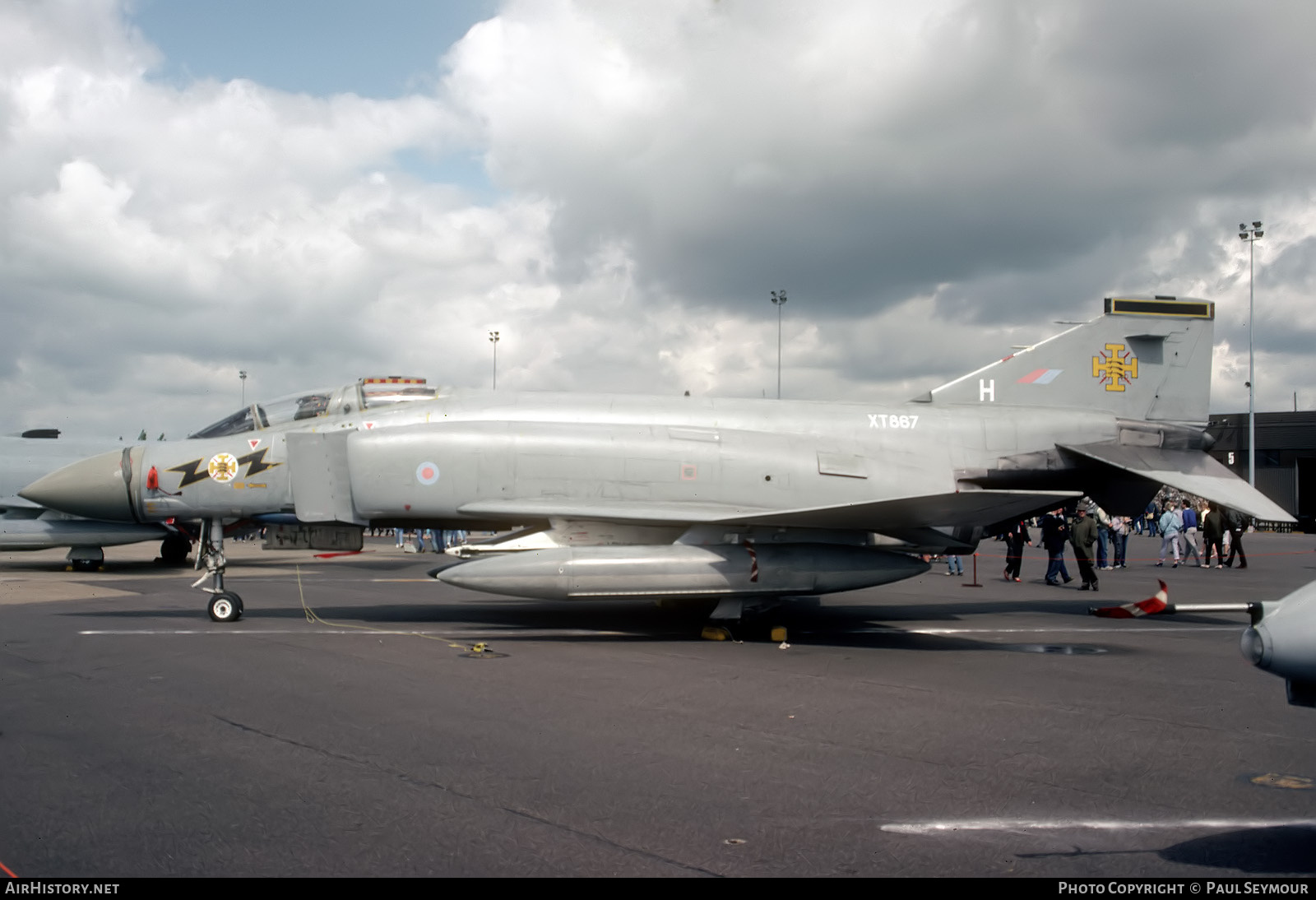 Aircraft Photo of XT867 | McDonnell Douglas F-4K Phantom FG1 | UK - Air Force | AirHistory.net #771300