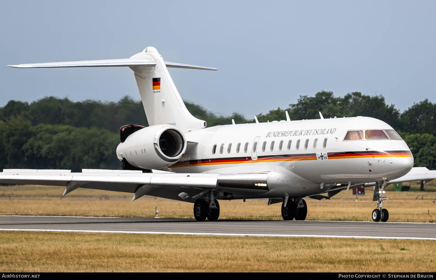 Aircraft Photo of 1402 | Bombardier Global 5000 (BD-700-1A11) | Germany - Air Force | AirHistory.net #771359