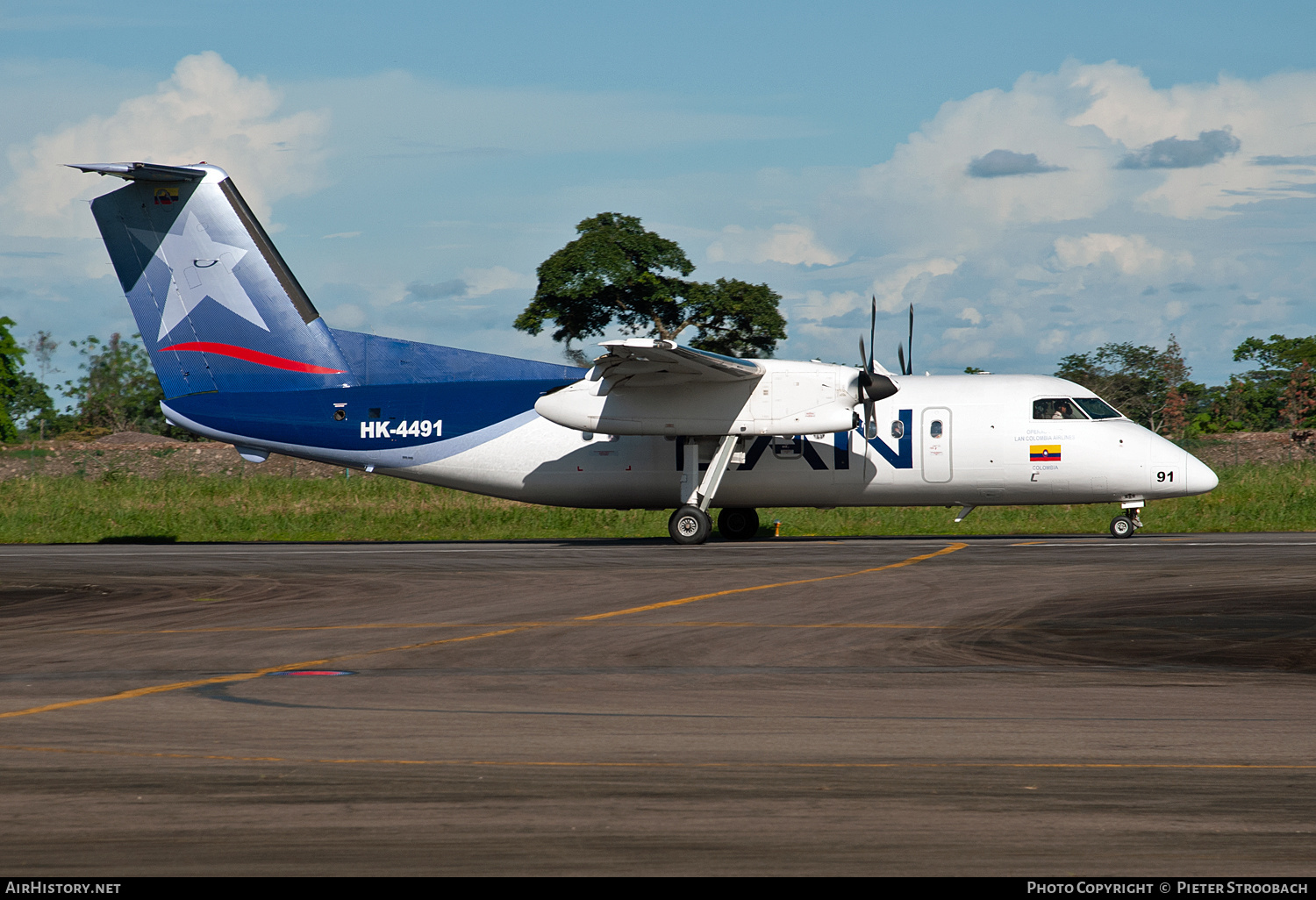 Aircraft Photo of HK-4491 | Bombardier DHC-8-201Q Dash 8 | LAN Airlines - Línea Aérea Nacional | AirHistory.net #771390