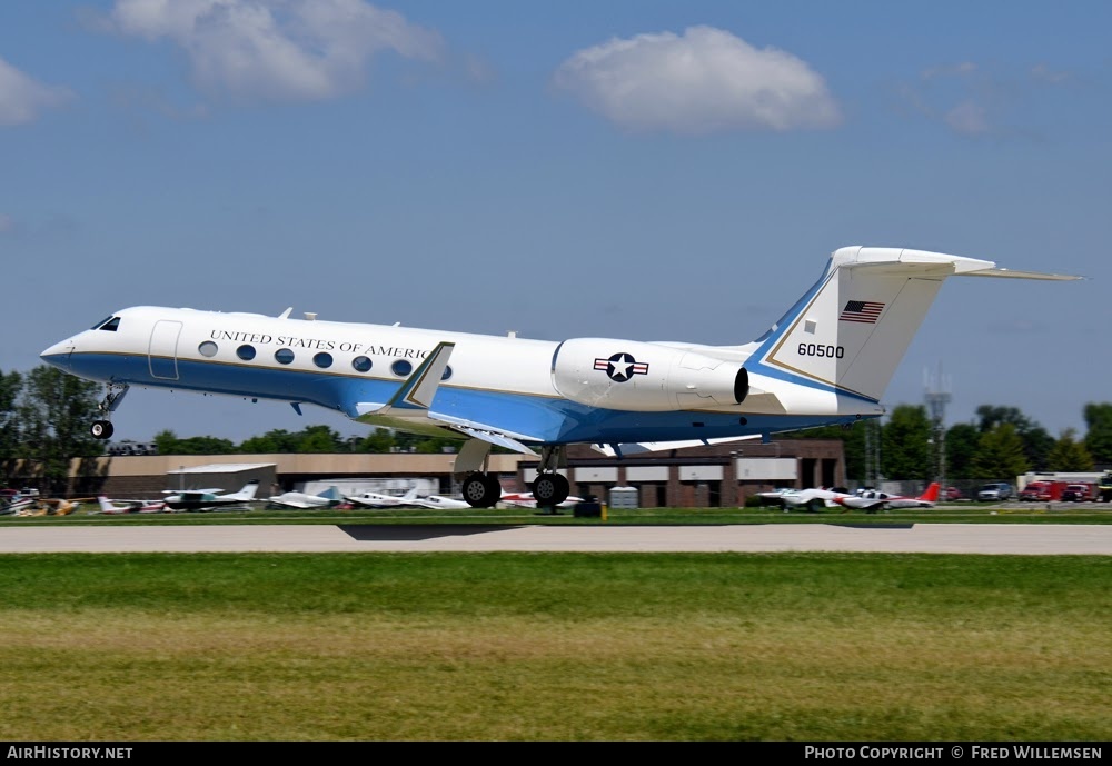 Aircraft Photo of 06-0500 / 60500 | Gulfstream Aerospace C-37B Gulfstream G550 (G-V-SP) | USA - Air Force | AirHistory.net #771494