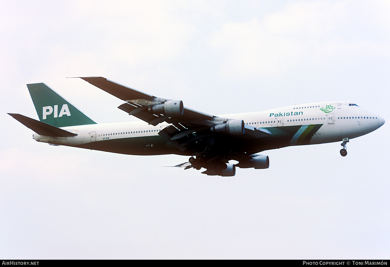 Aircraft Photo of AP-AYW | Boeing 747-282B | Pakistan International Airlines - PIA | AirHistory.net #771507
