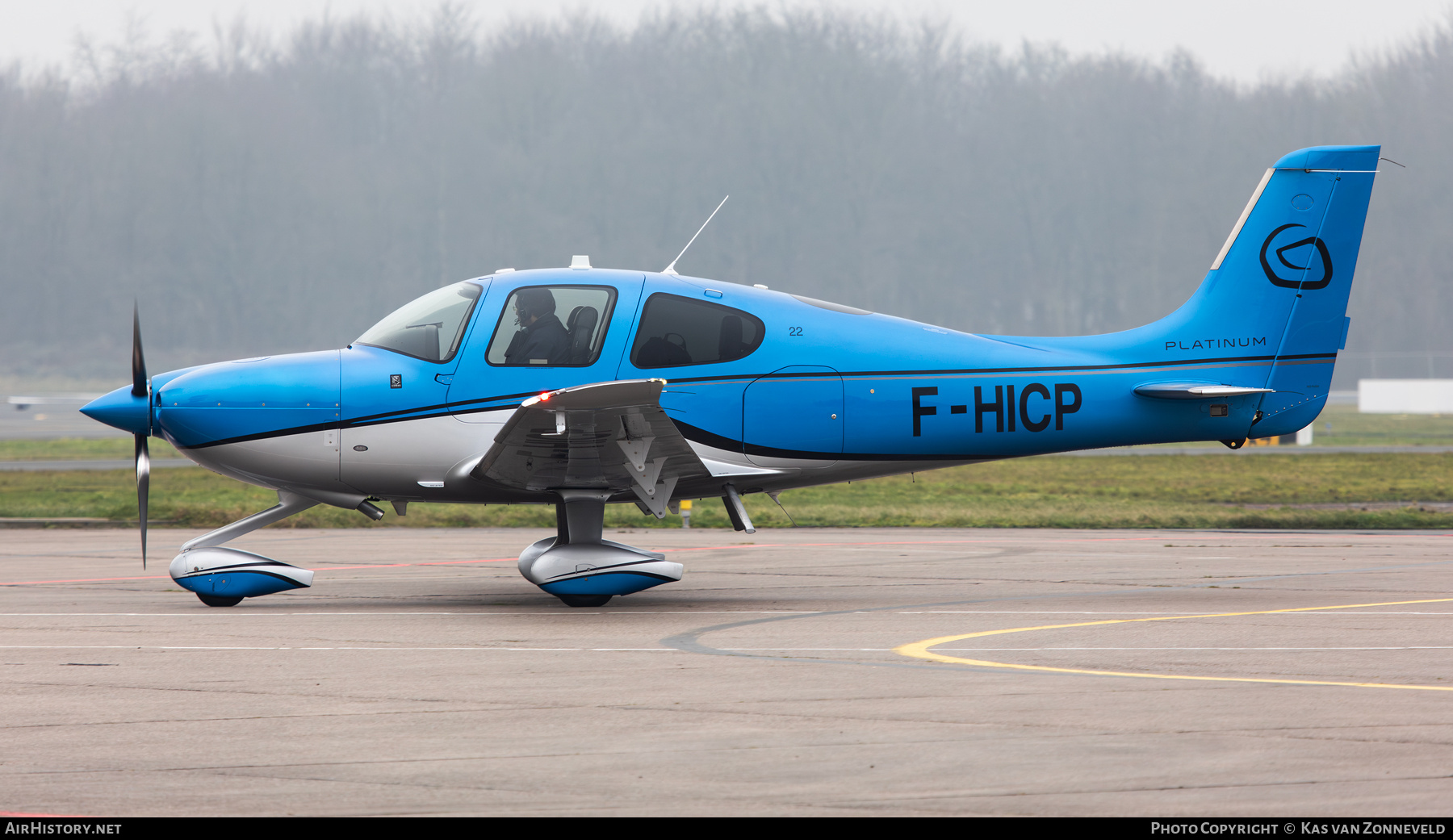 Aircraft Photo of F-HICP | Cirrus SR-22 G6-GTS Platinum | AirHistory.net #771554