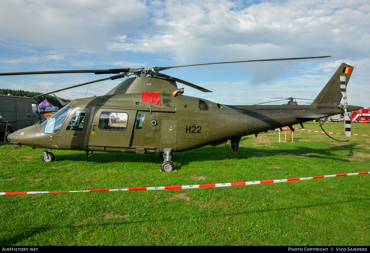Aircraft Photo of H22 | Agusta A-109HO (A-109BA) | Belgium - Army | AirHistory.net #771574