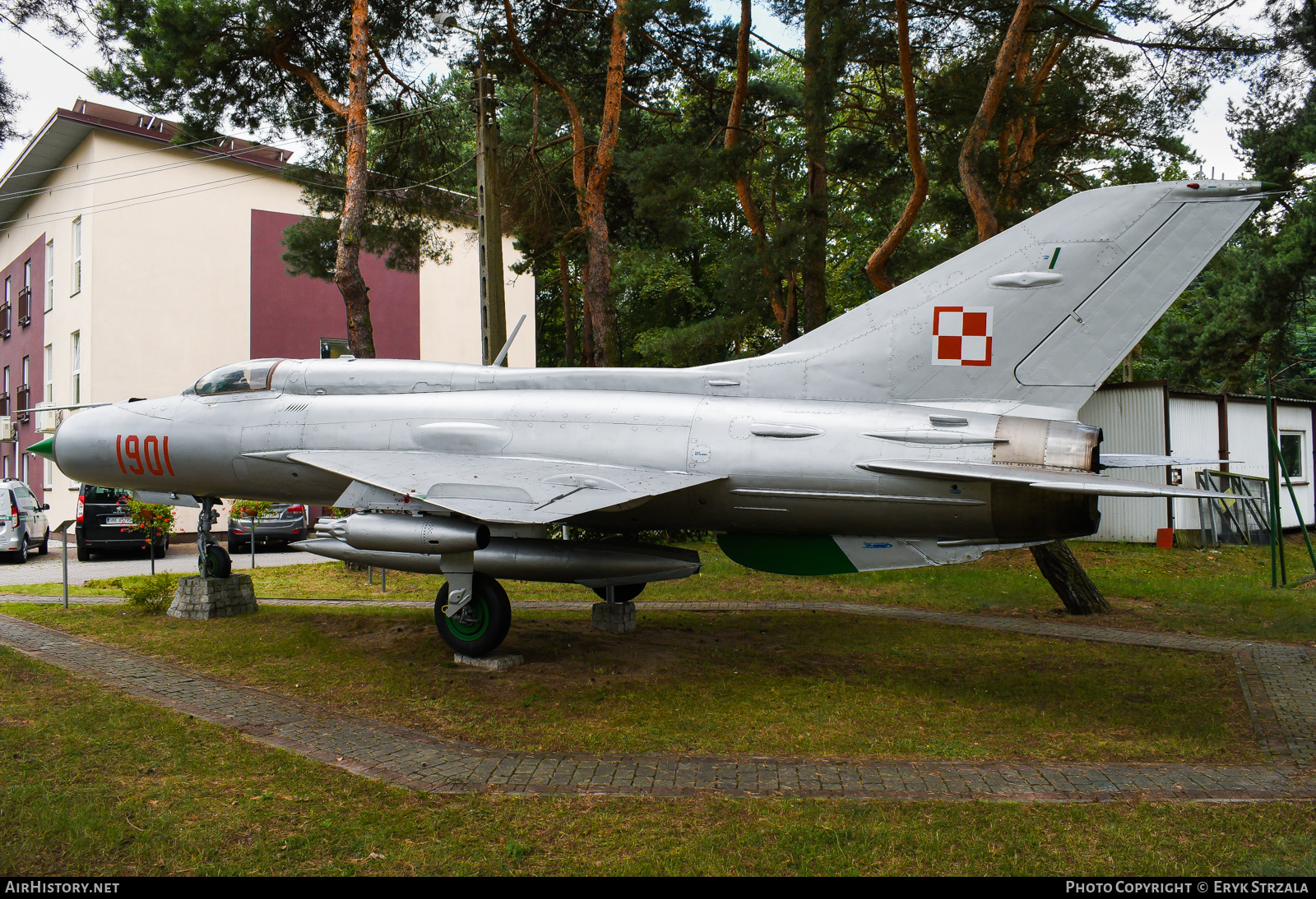 Aircraft Photo of 1901 | Mikoyan-Gurevich MiG-21PF | Poland - Air Force | AirHistory.net #771659