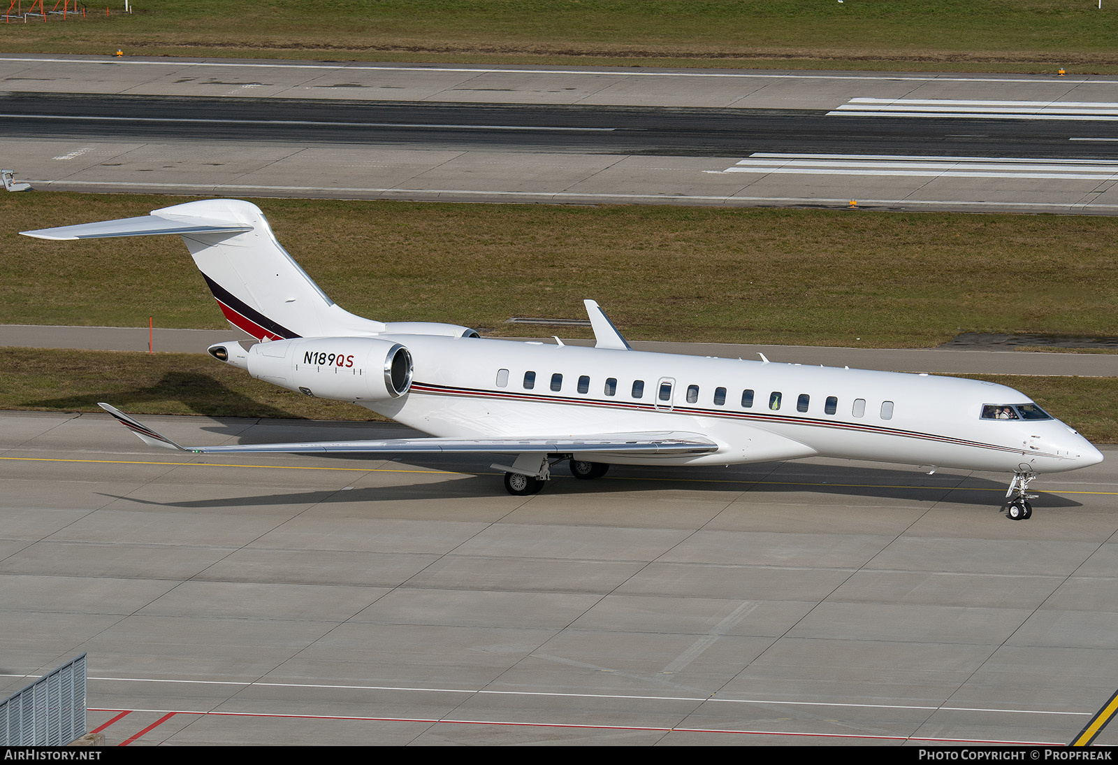 Aircraft Photo of N189QS | Bombardier Global 7500 (BD-700-2A12) | AirHistory.net #771665