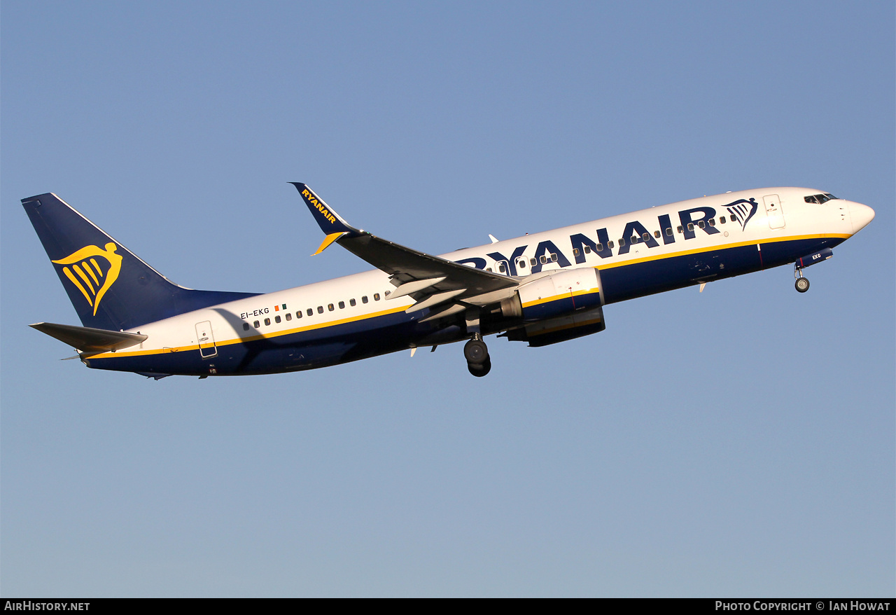 Aircraft Photo of EI-EKG | Boeing 737-8AS | Ryanair | AirHistory.net #771676