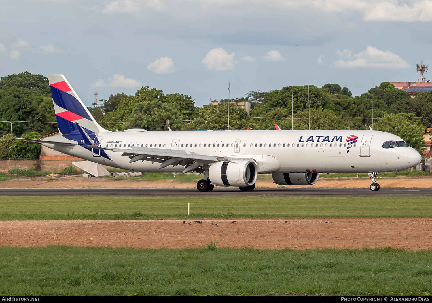 Aircraft Photo of PS-LBD | Airbus A320-271NX | LATAM Airlines | AirHistory.net #771716