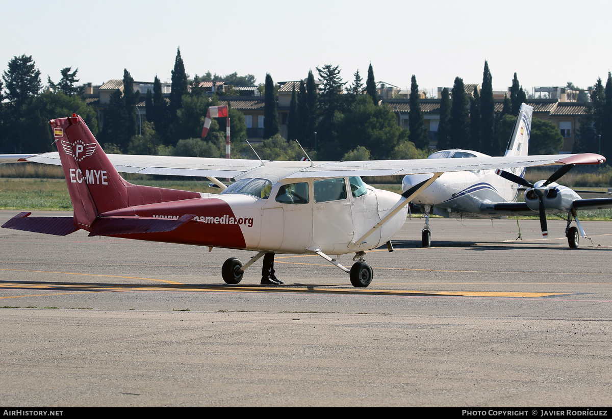 Aircraft Photo of EC-MYE | Cessna 172N Skyhawk II | Panamedia International Flight School | AirHistory.net #771722