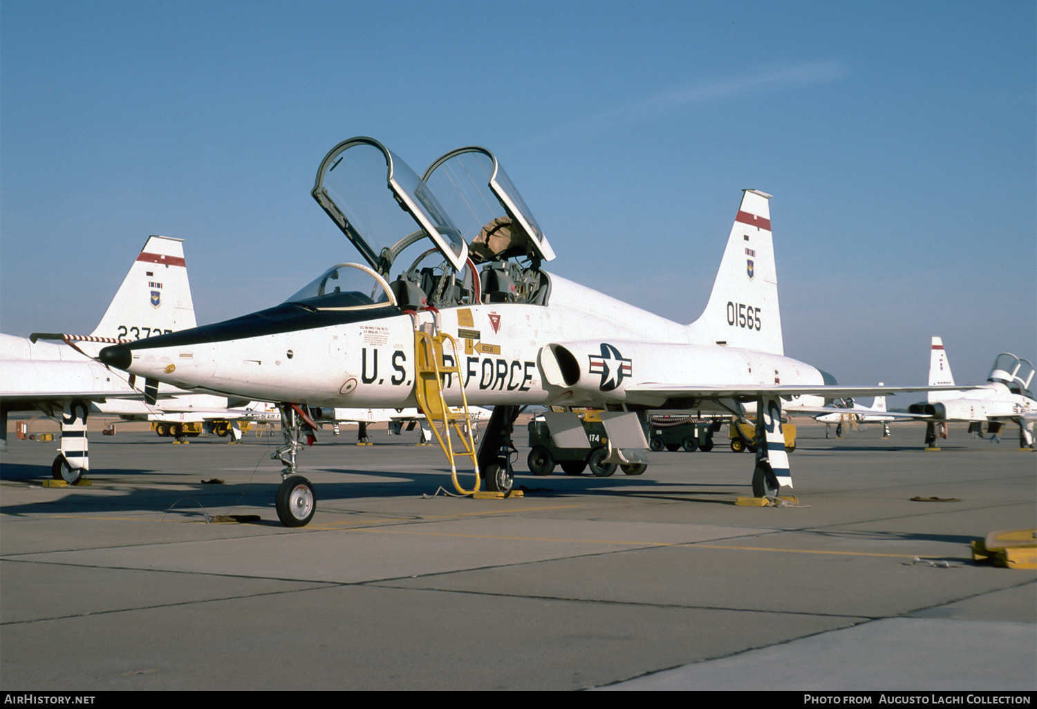Aircraft Photo of 70-1565 / 01565 | Northrop T-38A Talon | USA - Air Force | AirHistory.net #771831
