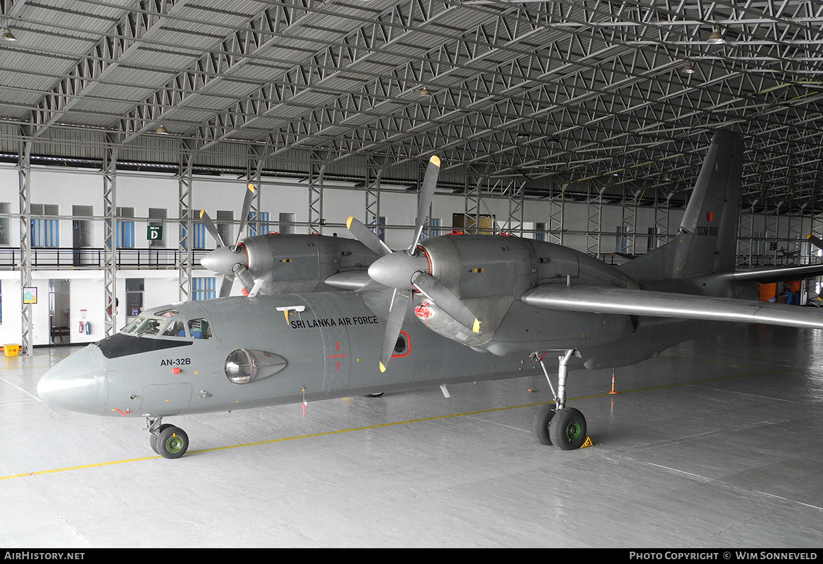 Aircraft Photo of SCM-860 | Antonov An-32B | Sri Lanka - Air Force | AirHistory.net #771881