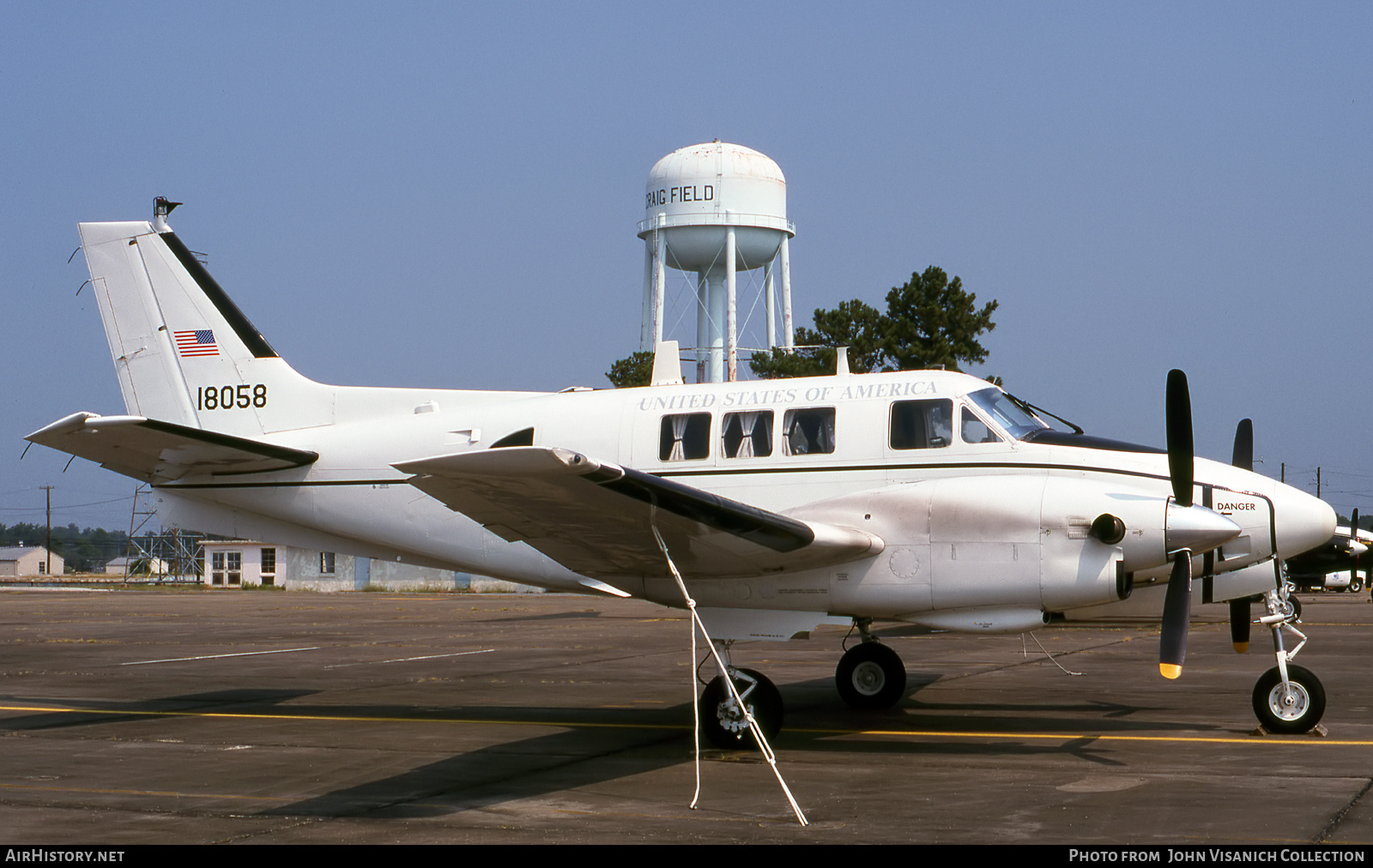 Aircraft Photo of 67-18058 / 18058 | Beech U-21A Ute | USA - Army | AirHistory.net #771920