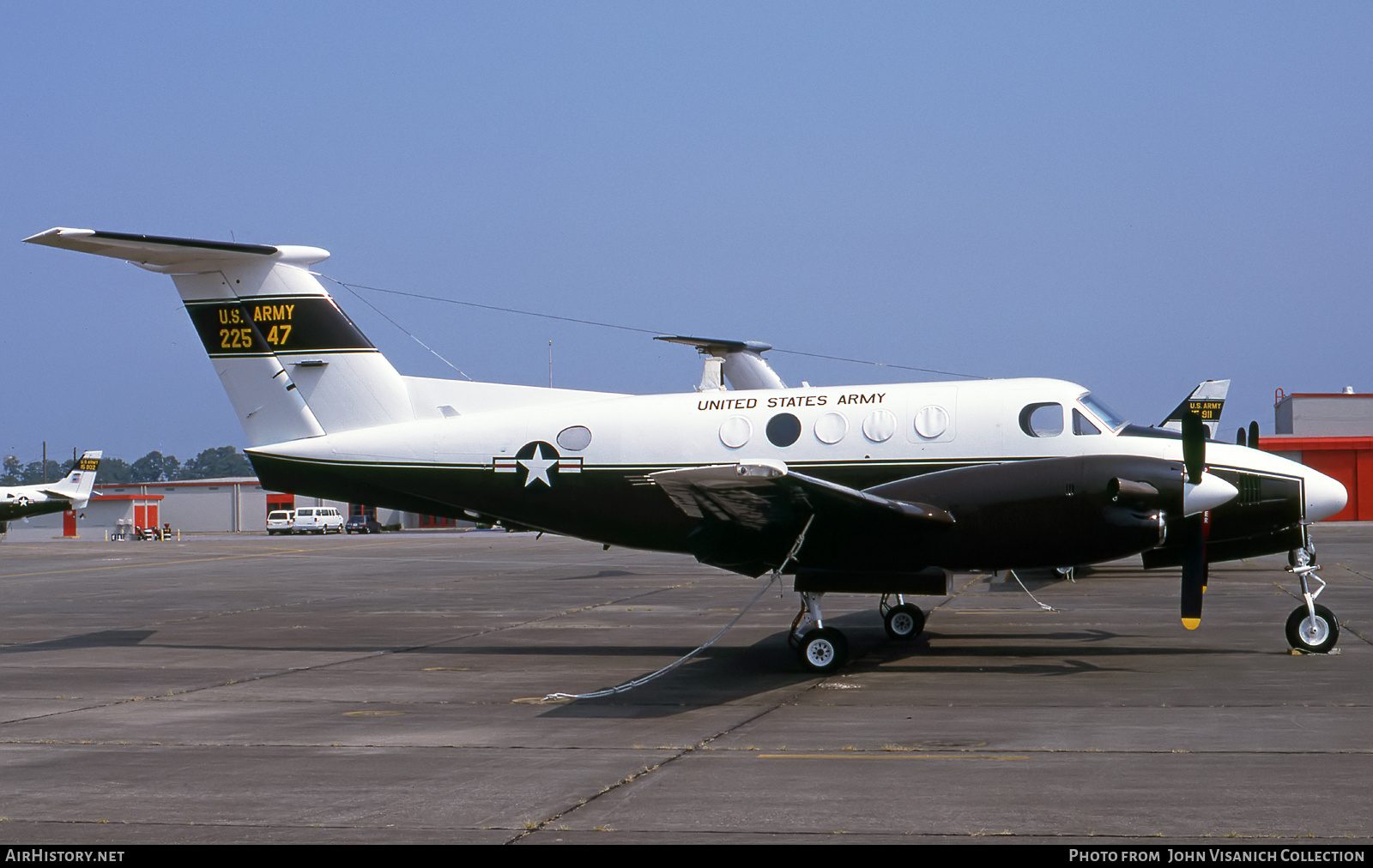 Aircraft Photo of 76-22547 / 22547 | Beech C-12C Huron | USA - Army | AirHistory.net #771922
