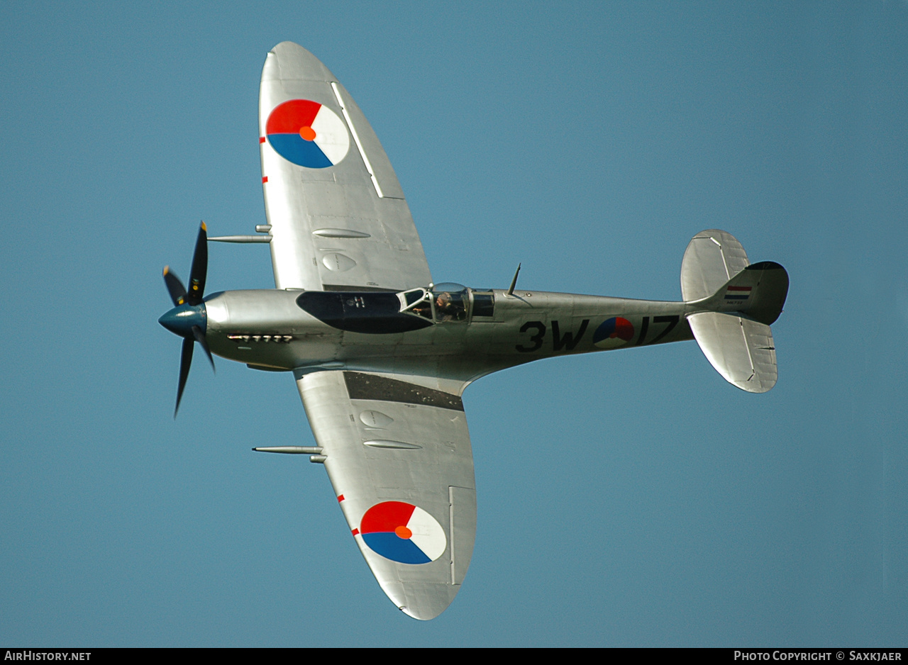 Aircraft Photo of PH-OUQ / MK732 | Supermarine 361 Spitfire LF9C | Netherlands - Air Force | AirHistory.net #772065