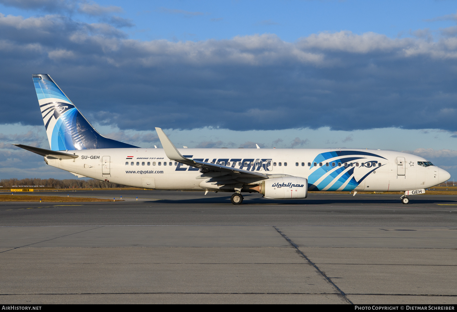 Aircraft Photo of SU-GEH | Boeing 737-800 | EgyptAir | AirHistory.net #772066