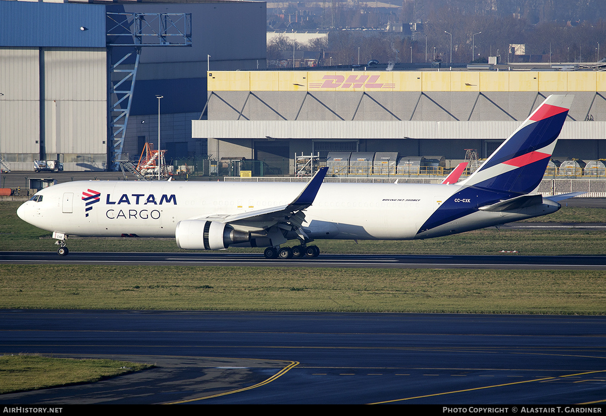 Aircraft Photo of CC-CXK | Boeing 767-316/ER | LATAM Cargo | AirHistory.net #772104