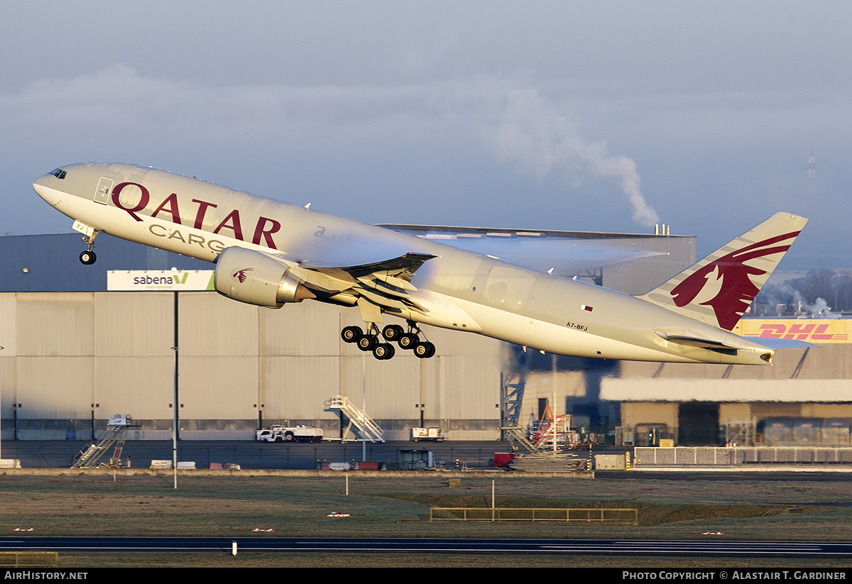 Aircraft Photo of A7-BFJ | Boeing 777-FDZ | Qatar Airways Cargo | AirHistory.net #772105