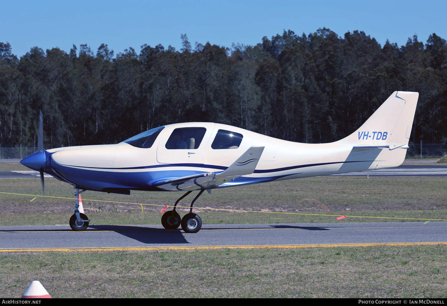 Aircraft Photo of VH-TDB | Lancair Lancair IV | AirHistory.net #772227