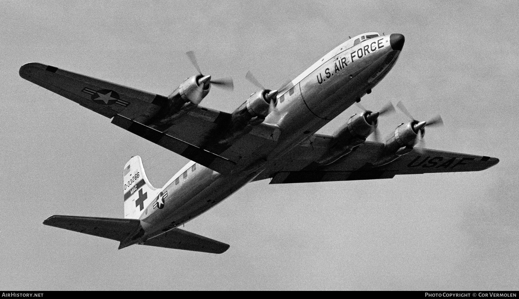 Aircraft Photo of 53-3266 / 0-33266 | Douglas C-118A Liftmaster | USA - Air Force | AirHistory.net #772287