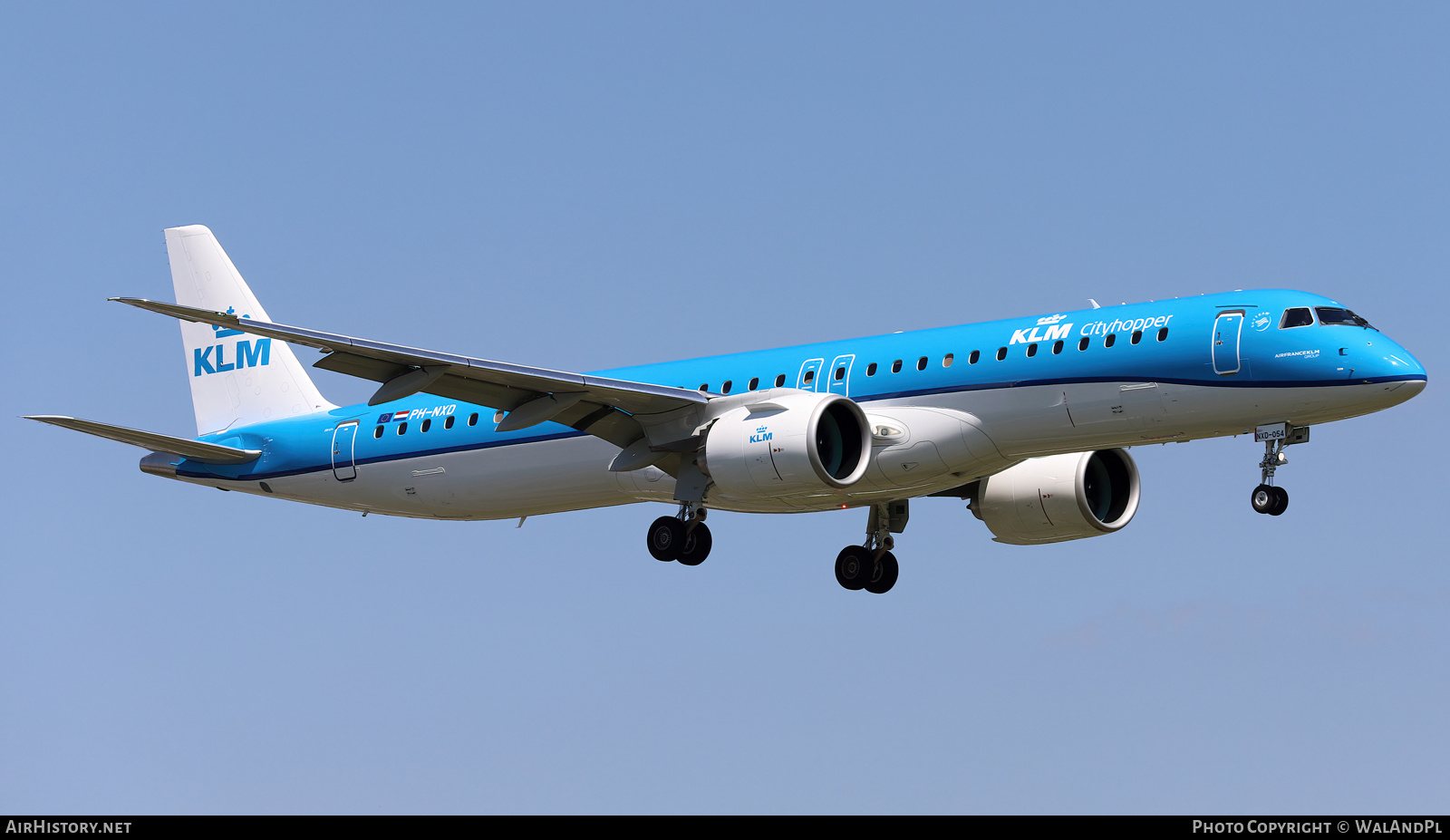 Aircraft Photo of PH-NXD | Embraer 195-E2 (ERJ-190-400) | KLM Cityhopper | AirHistory.net #772313