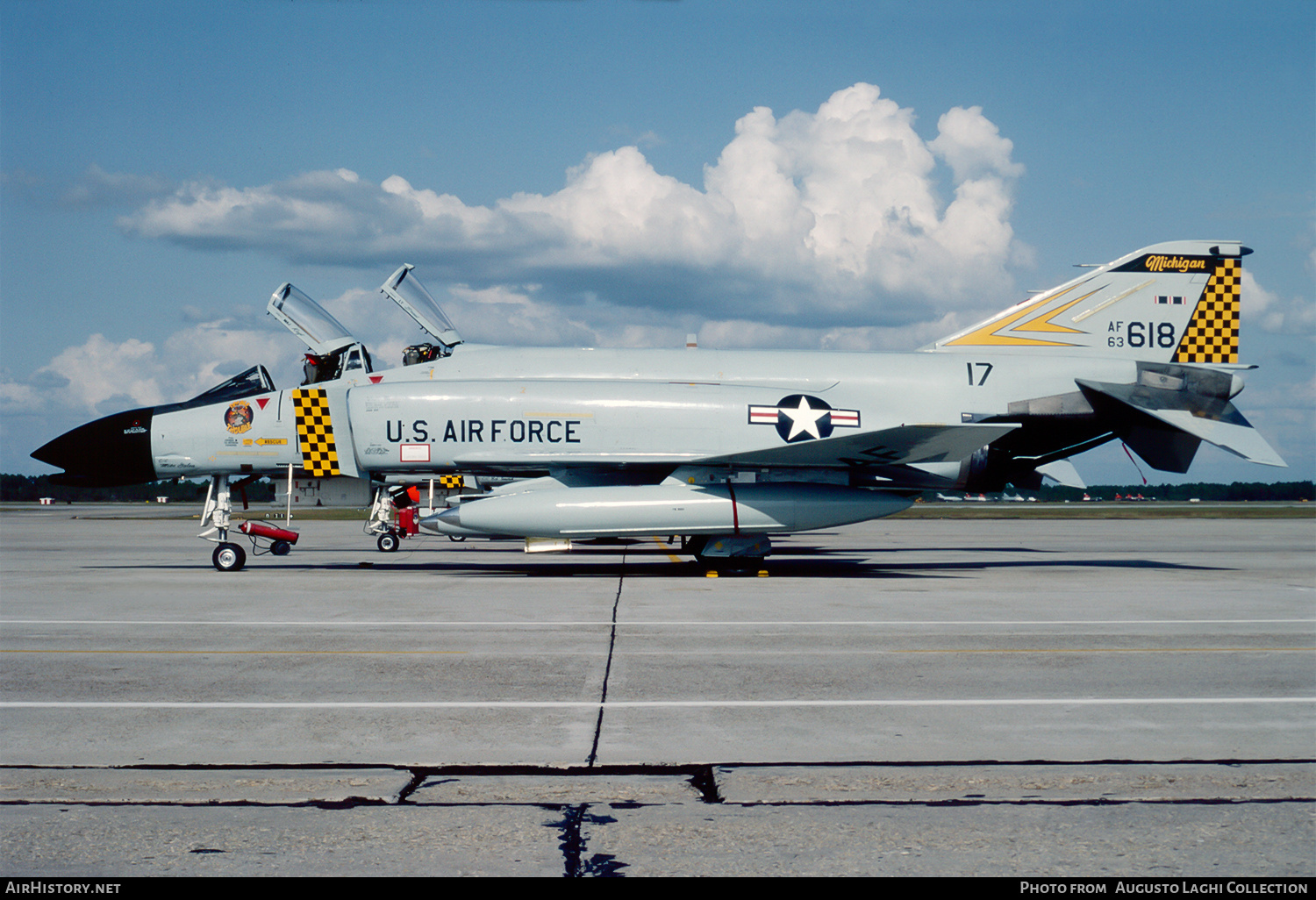 Aircraft Photo of 63-7618 / AF63-618 | McDonnell F-4C Phantom II | USA - Air Force | AirHistory.net #772355